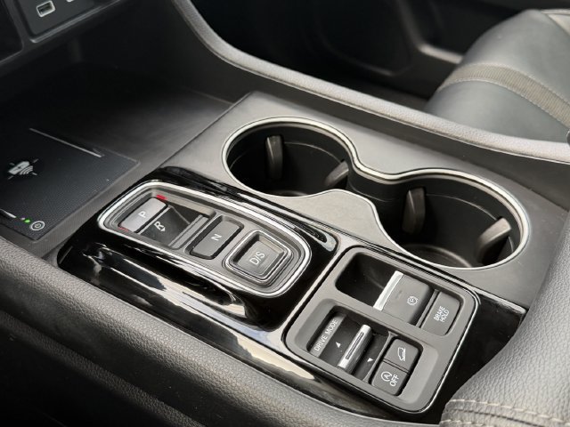 Used 2023 Honda Pilot Touring image 20
