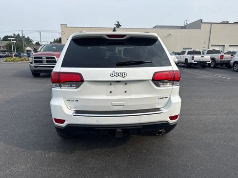 Certified 2021 Jeep Grand Cherokee Limited w/ Premium Lighting Group AWD/4WD image 3