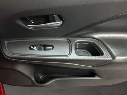 Used 2020 Nissan Versa SV FWD image 19