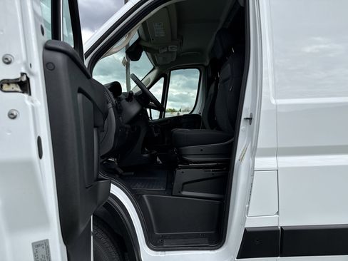 New 2026 RAM ProMaster 2500 w/ Advanced Safety Group FWD image 7