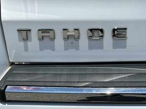 Used 2019 Chevrolet Tahoe Premier AWD/4WD image 13