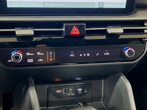 New 2026 Kia Sportage X-Line w/ X-Line Technology Package image 16