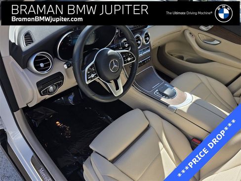 Used 2022 Mercedes-Benz GLC 300 4MATIC image 10