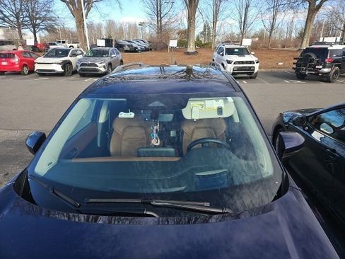 Used 2025 Nissan Pathfinder Platinum image 13