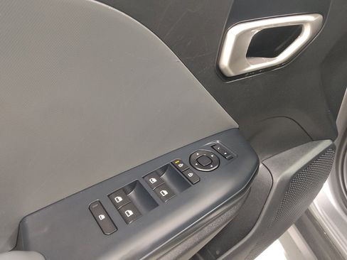 Used 2025 Kia K4 FWD image 27
