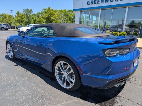 Used 2023 Chevrolet Camaro SS RWD image 3