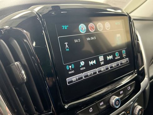 Used 2018 Chevrolet Traverse LT FWD image 14
