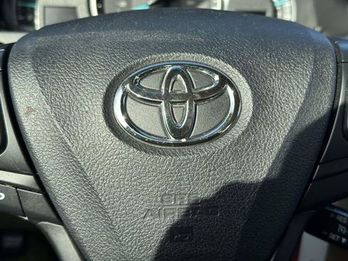 Used 2015 Toyota Camry LE image 21