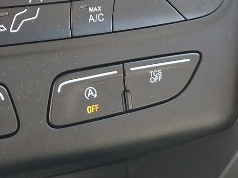 Used 2017 Ford Escape SE AWD/4WD image 15