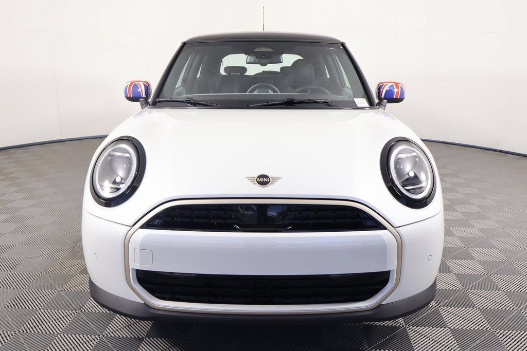 Used 2026 MINI Cooper 2-Door Hardtop FWD image 2