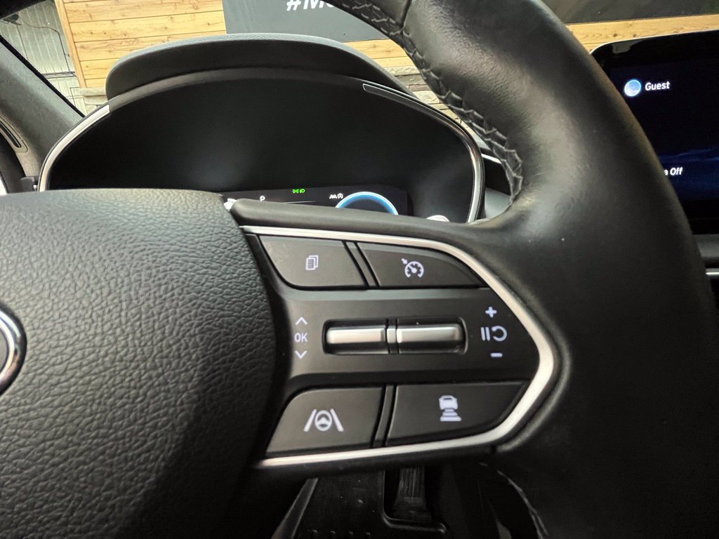 Used 2022 Hyundai Santa Fe Limited AWD/4WD image 41