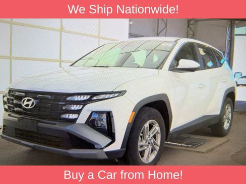Used 2025 Hyundai Tucson SE AWD/4WD image 1
