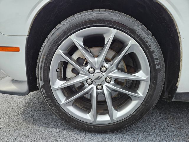 Used 2022 Dodge Challenger GT AWD/4WD image 24