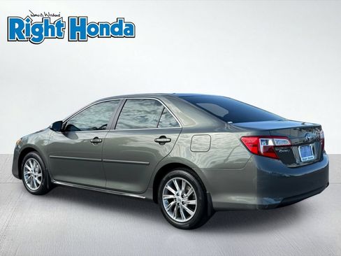 Used 2012 Toyota Camry LE FWD image 4