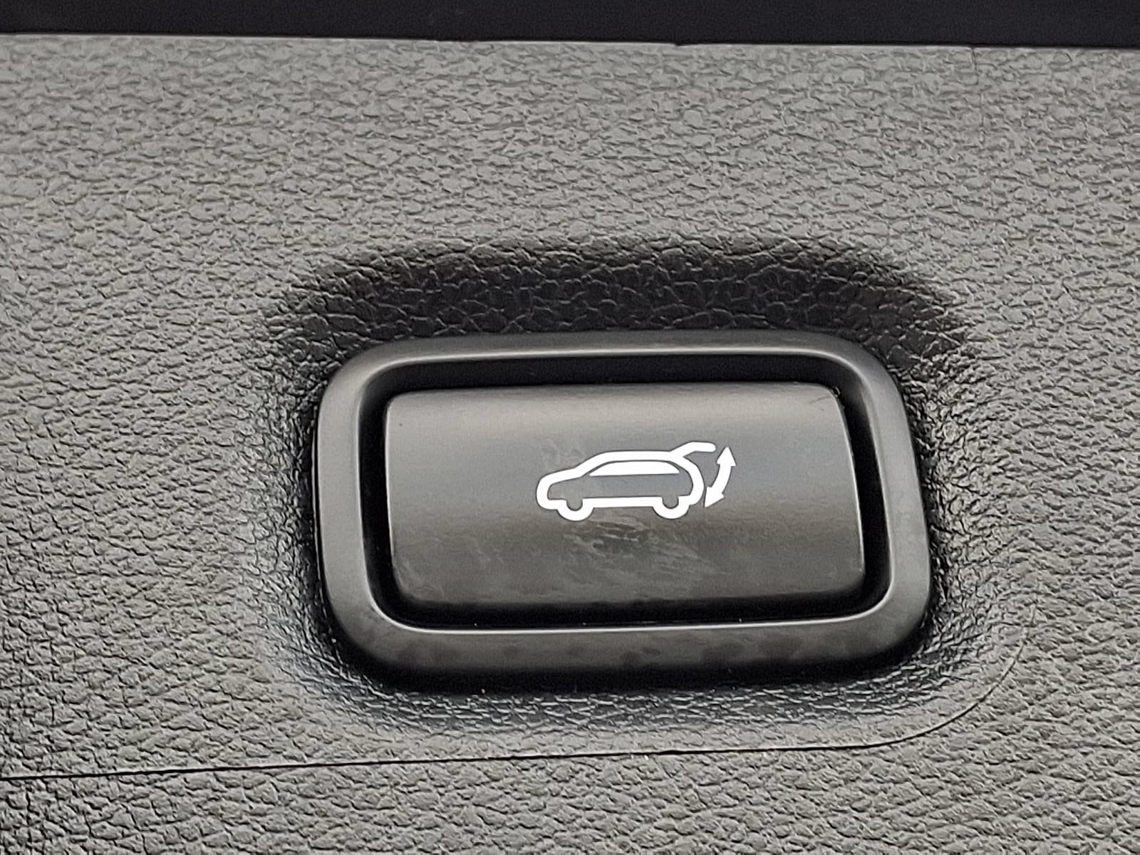 Certified 2023 Hyundai Santa Fe Limited AWD/4WD image 33