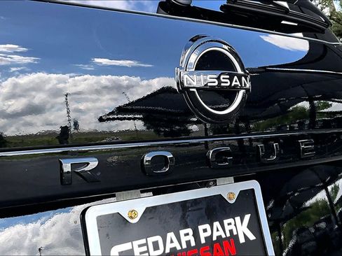 New 2026 Nissan Rogue Dark Armor FWD image 15
