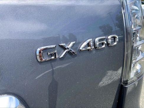 Certified 2023 Lexus GX 460 Premium w/ Premium Package AWD/4WD image 10