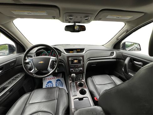 Used 2017 Chevrolet Traverse LT AWD/4WD image 21