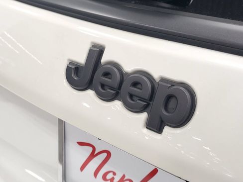 Used 2018 Jeep Compass Trailhawk w/ Navigation Group AWD/4WD image 7
