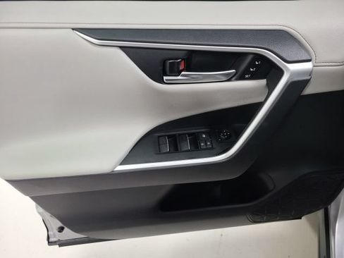 Certified 2022 Toyota RAV4 Limited AWD/4WD image 22