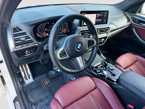 Used 2023 BMW X3 sDrive30i w/ M Sport Package image 9