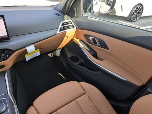 New 2026 BMW 330i Sedan w/ M Sport Package image 18