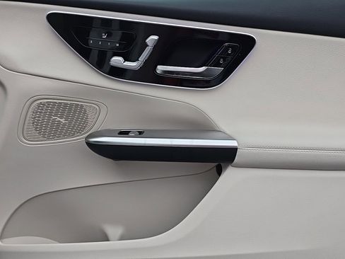 New 2026 Mercedes-Benz GLC 300 4MATIC image 34