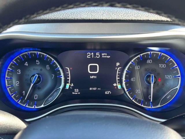 Used 2023 Chrysler Pacifica Touring-L w/ S Appearance Package FWD image 25
