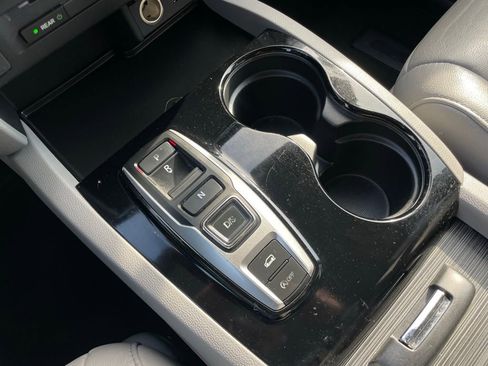 Used 2016 Honda Pilot Touring image 20