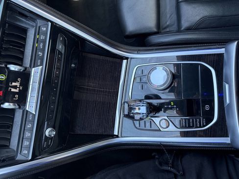 Used 2020 BMW 840i xDrive Coupe w/ M Sport Package image 18