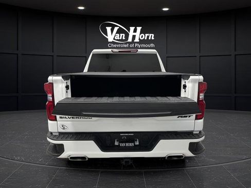 Used 2024 Chevrolet Silverado 1500 RST image 16