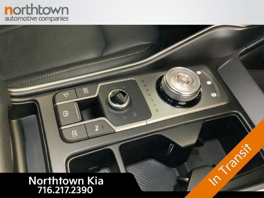 Certified 2025 Kia Sorento EX w/ EX Panoramic Sunroof Package AWD/4WD image 14