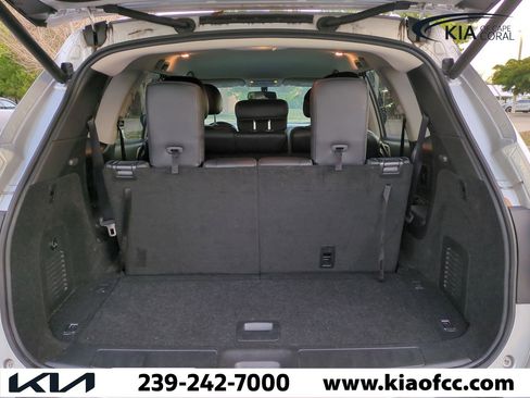 Used 2020 Nissan Pathfinder SL image 11