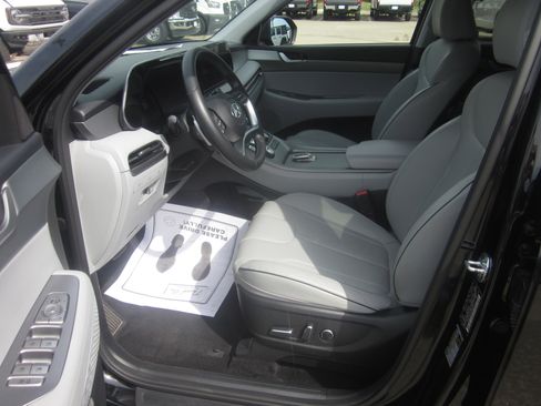 Used 2025 Hyundai Palisade SEL image 10