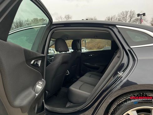 Used 2023 Chevrolet Malibu LT image 33
