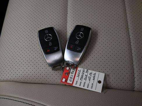 Used 2022 Mercedes-Benz GLE 350 w/ Premium Package image 34