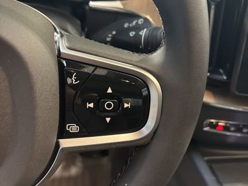 New 2026 Volvo XC60 B5 Plus w/ Protection Package Premier AWD/4WD image 12