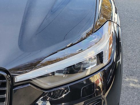 Used 2025 Volvo XC60 T8 Plus w/ Protection Package Premier image 9