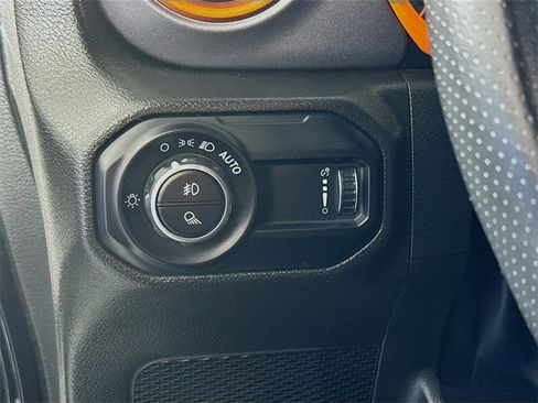 Used 2023 Jeep Gladiator Mojave w/ Cold Weather Group image 10