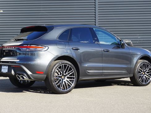 New 2026 Porsche Macan AWD/4WD image 8
