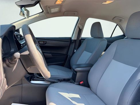 Used 2017 Toyota Corolla L image 9