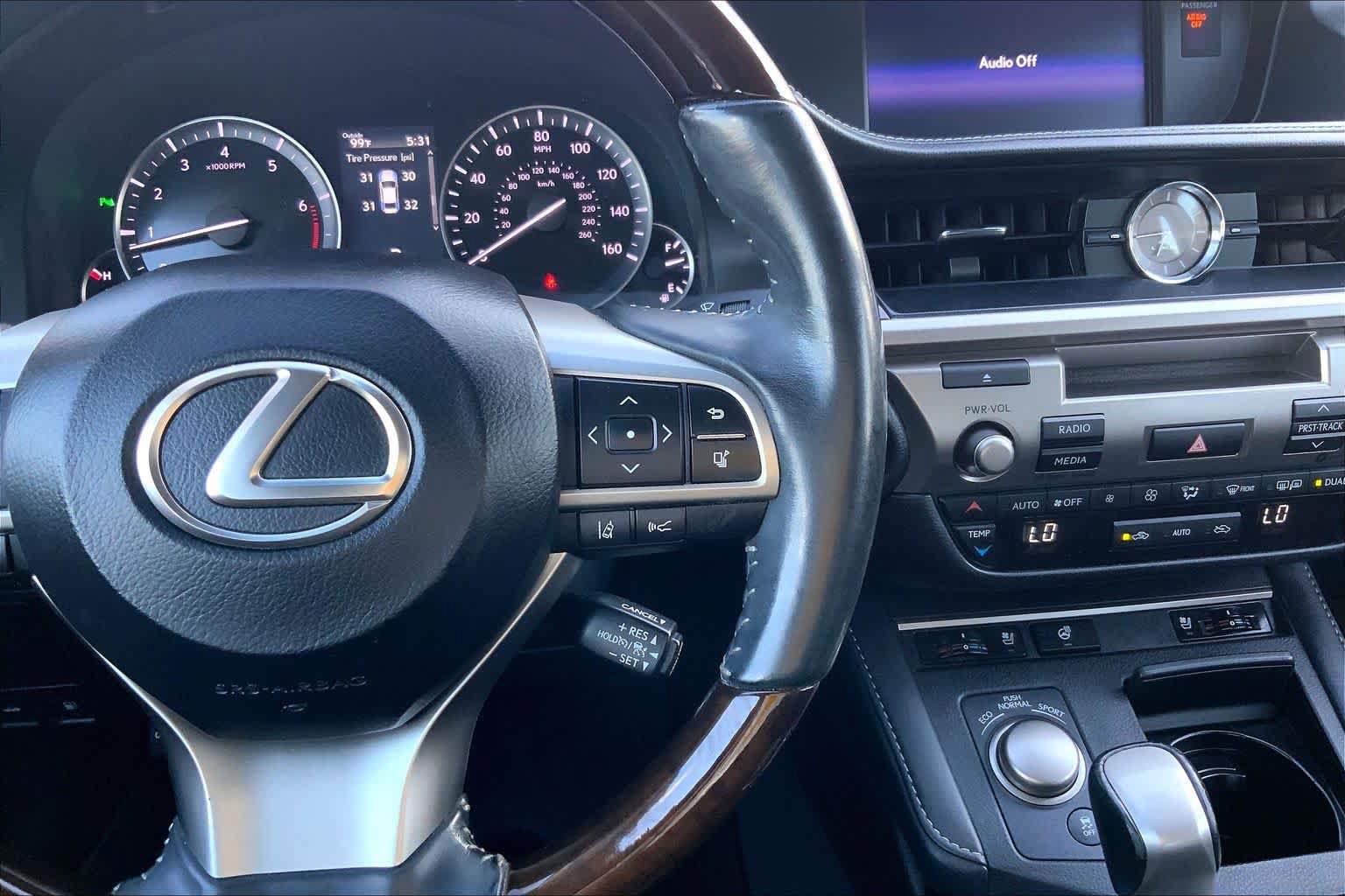 Used 2018 Lexus ES 350 w/ Premier Package FWD image 25