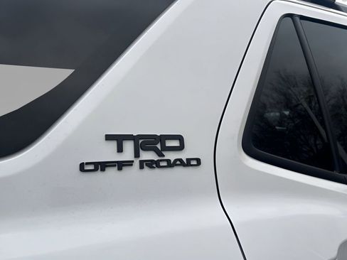 Used 2025 Toyota 4Runner TRD Off-Road image 15