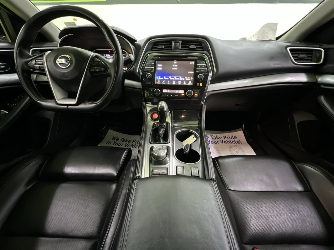 Used 2020 Nissan Sentra SV FWD image 18