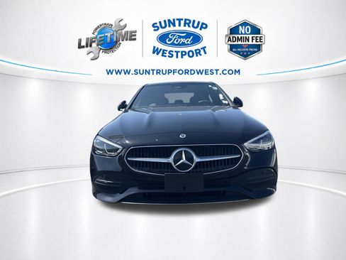 Used 2025 Mercedes-Benz C 300 Sedan w/ Winter Package image 15