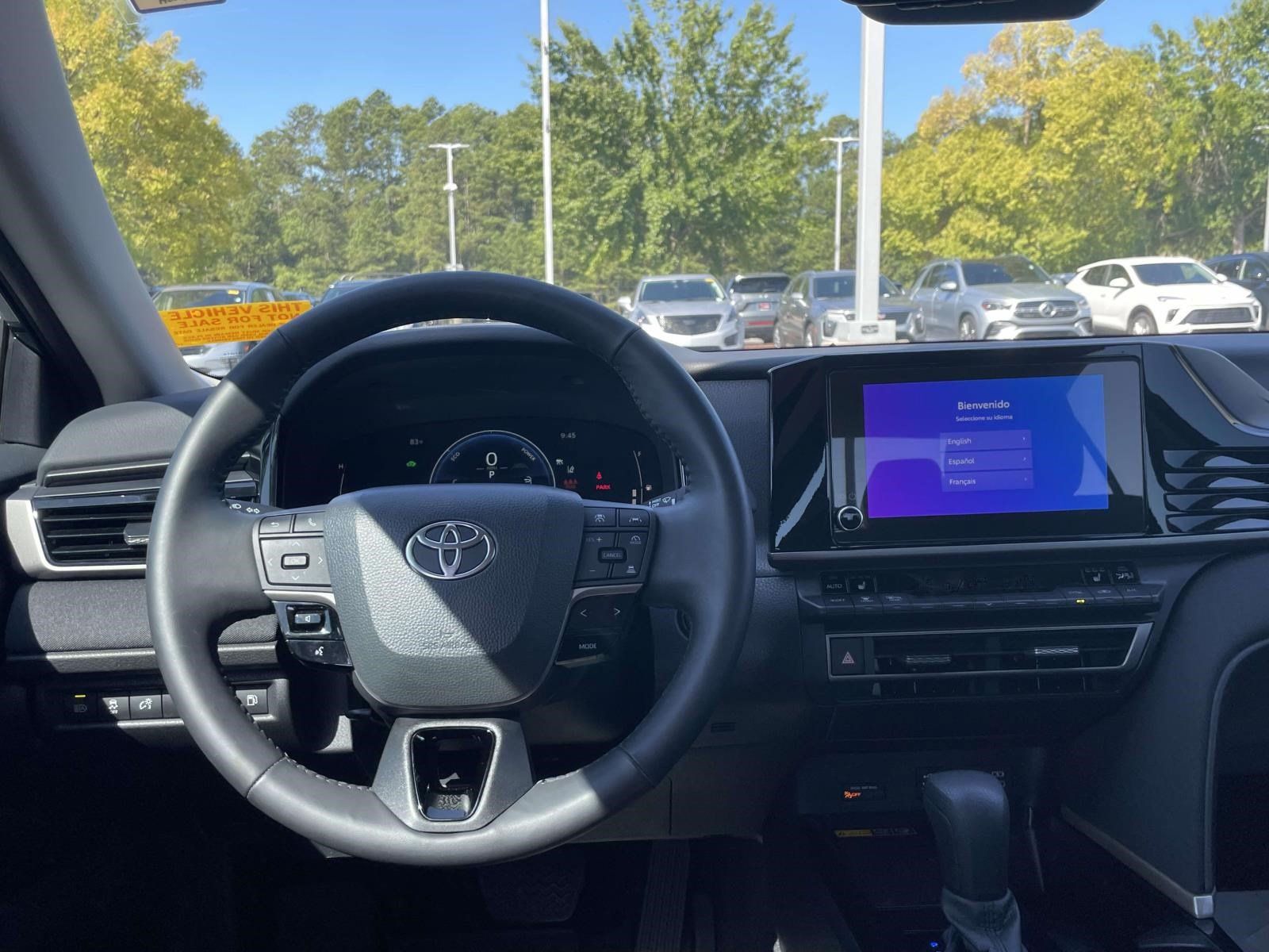 Used 2025 Toyota Camry LE w/ Convenience Package FWD image 11