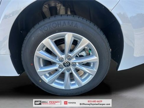New 2026 Toyota Corolla LE image 18