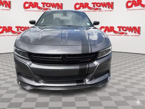 Used 2023 Dodge Charger SXT RWD image 3
