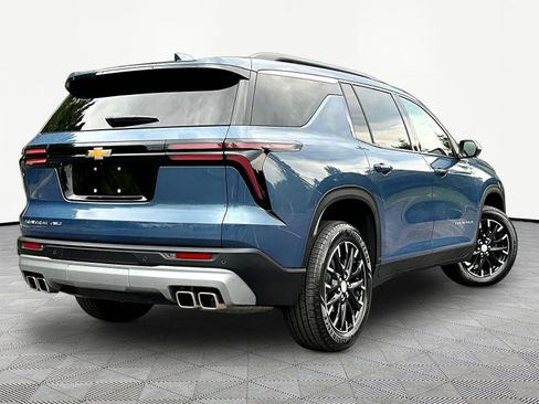 Used 2025 Chevrolet Traverse LT w/ Sun and Wheel Package AWD/4WD image 6