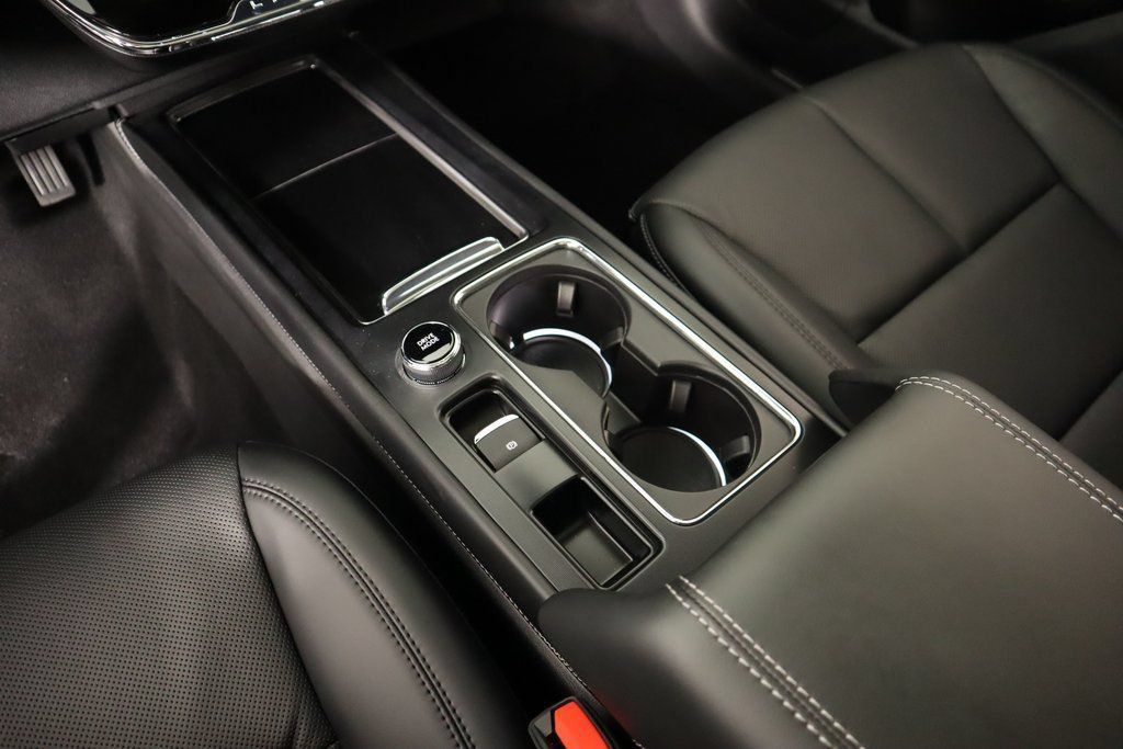 New 2025 Lincoln Corsair Grand Touring AWD/4WD image 9